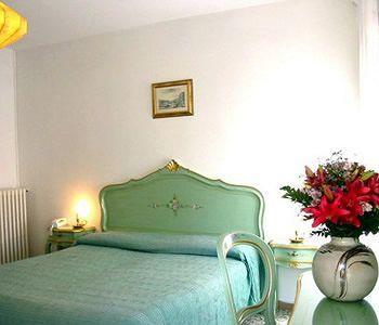 Alex Hotel Venesia Bagian luar foto